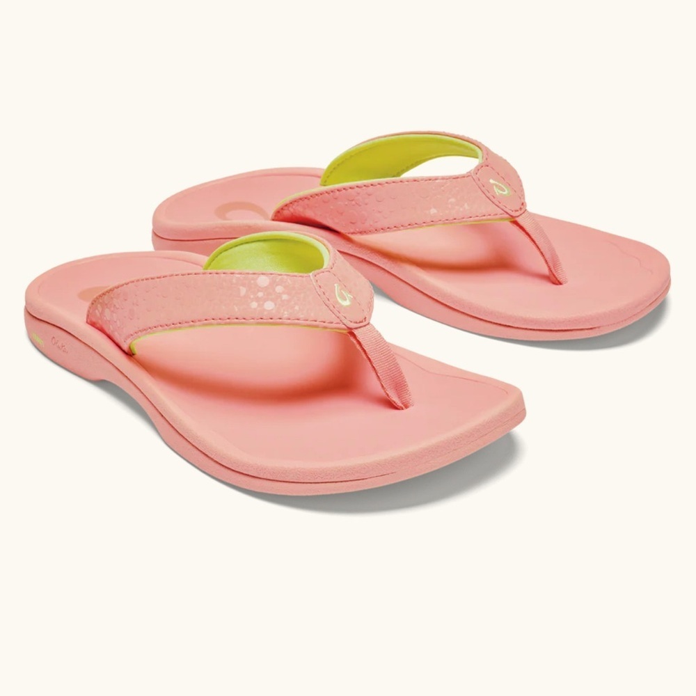 OluKai Ohana Guava Jelly Pink Sandals Size 6
